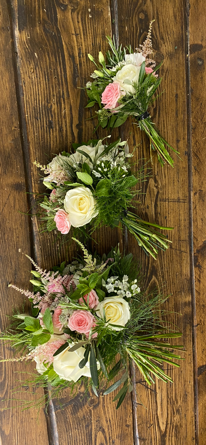 Loose Herbal Bouquet ๐