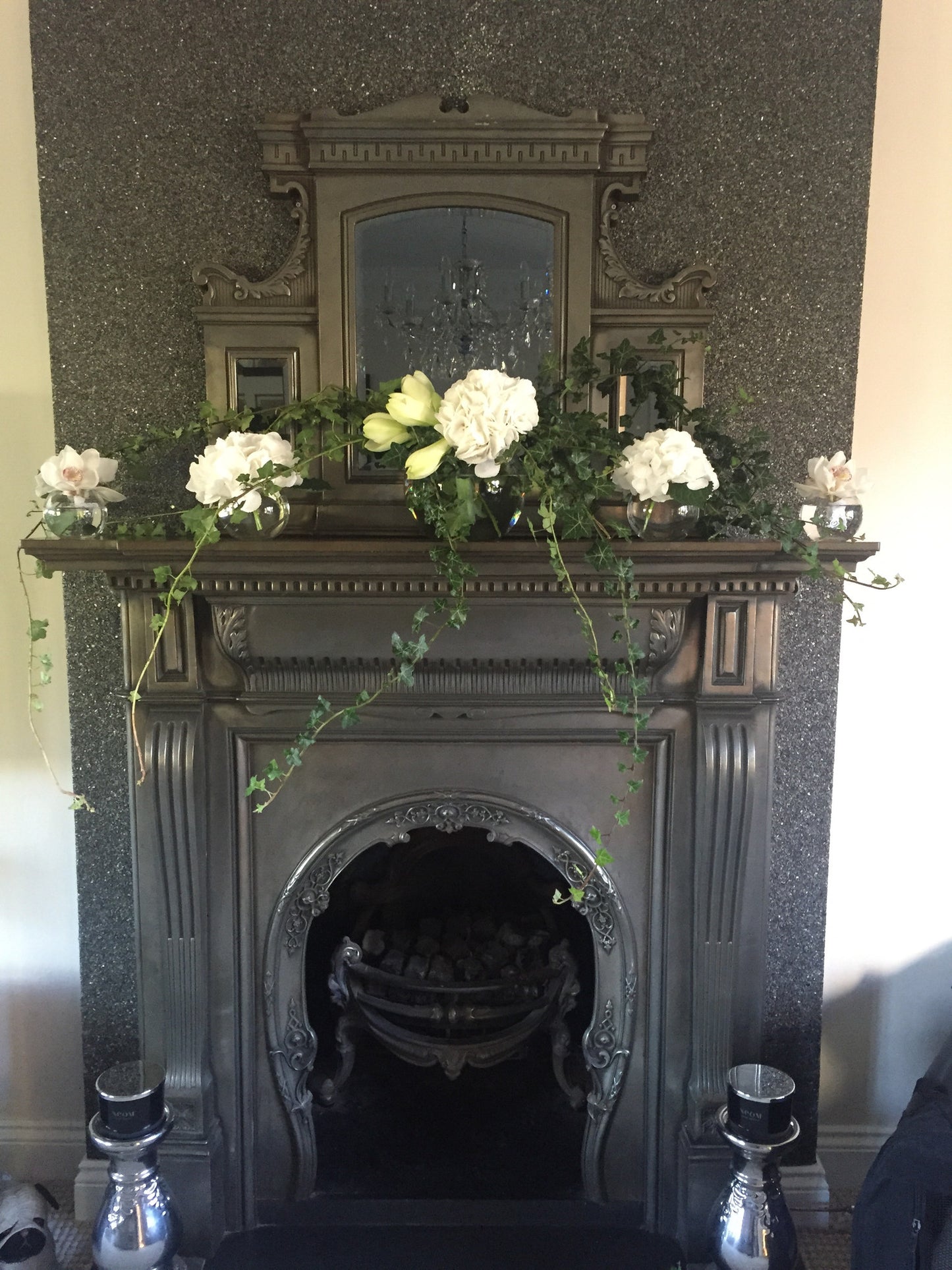 Mantle Piece Decoration.