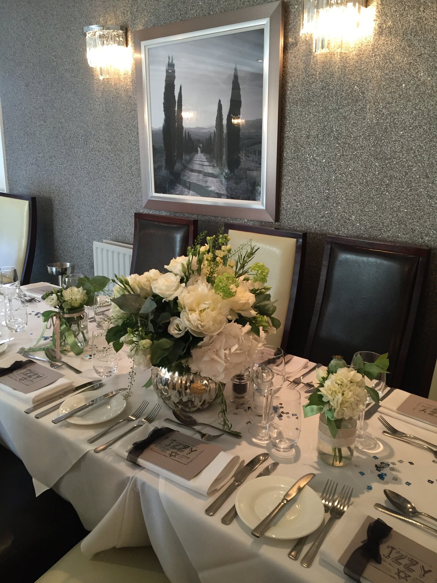 Table Arrangement 88