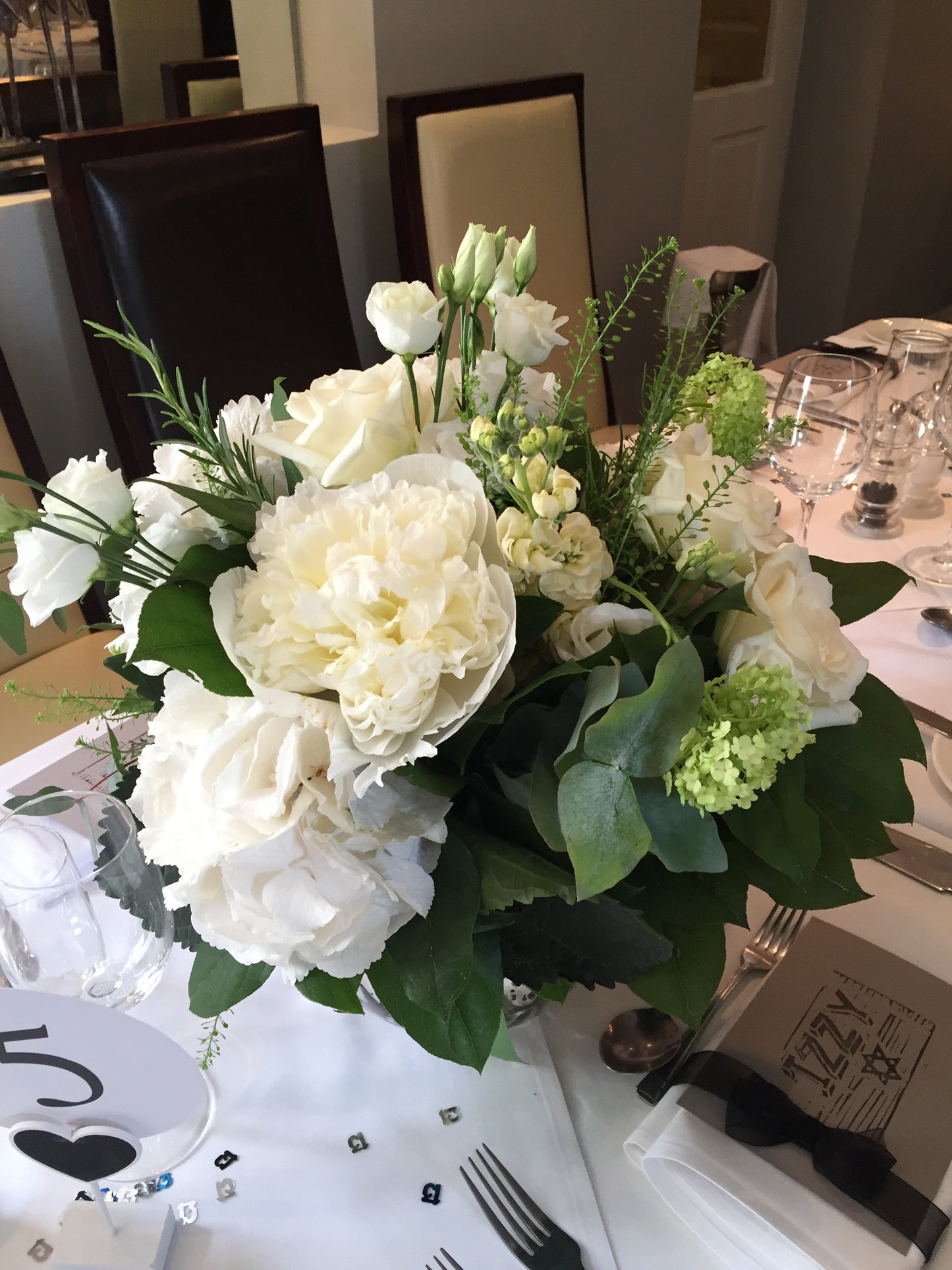 Table Arrangement 88