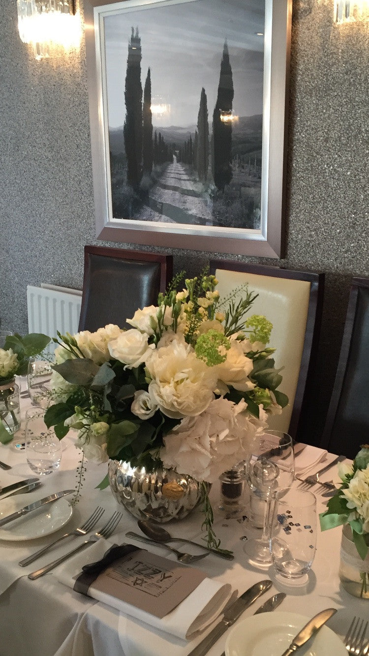 Table Arrangement 88