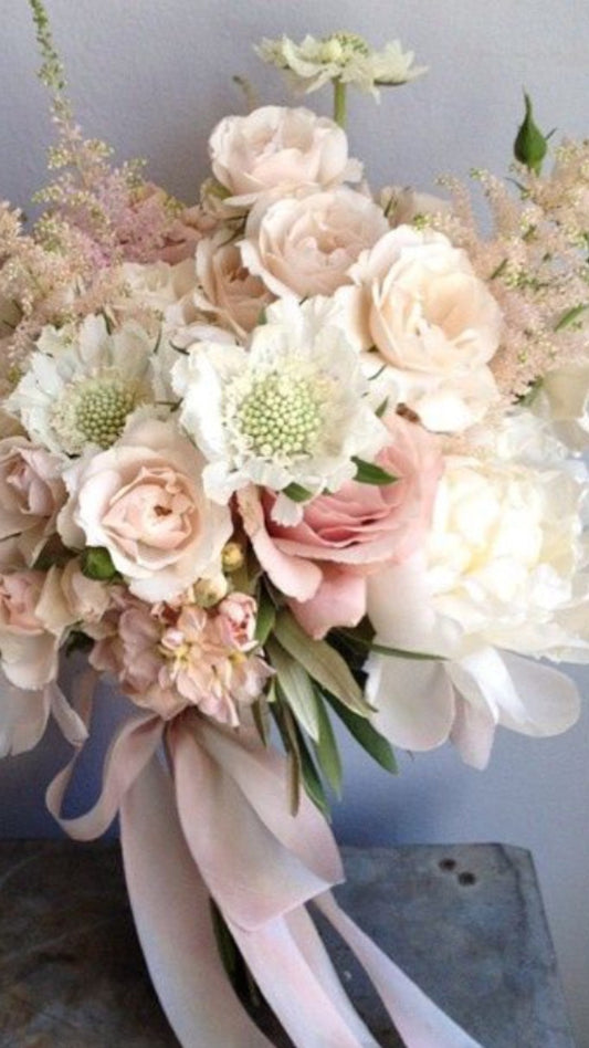 125. Soft garden Bouquet